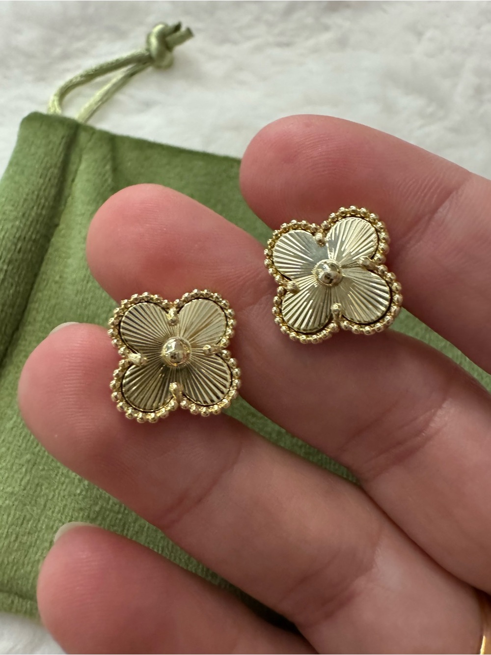 Gold Four-Leaf Clover Stud Earrings - Women's Jewelry